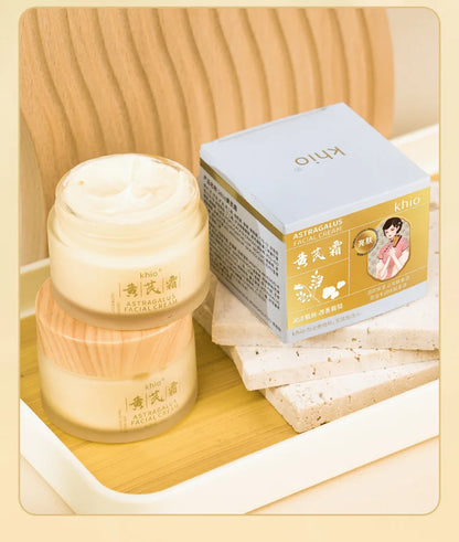 Astragalus Whitening Face Cream – Brighten & Anti-Aging